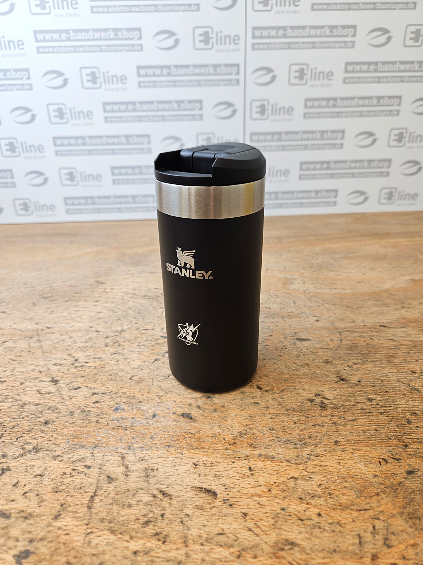 Stanley-Cup Thermobecher 354ml mit Gravur Logo E-Handwerk.rocks