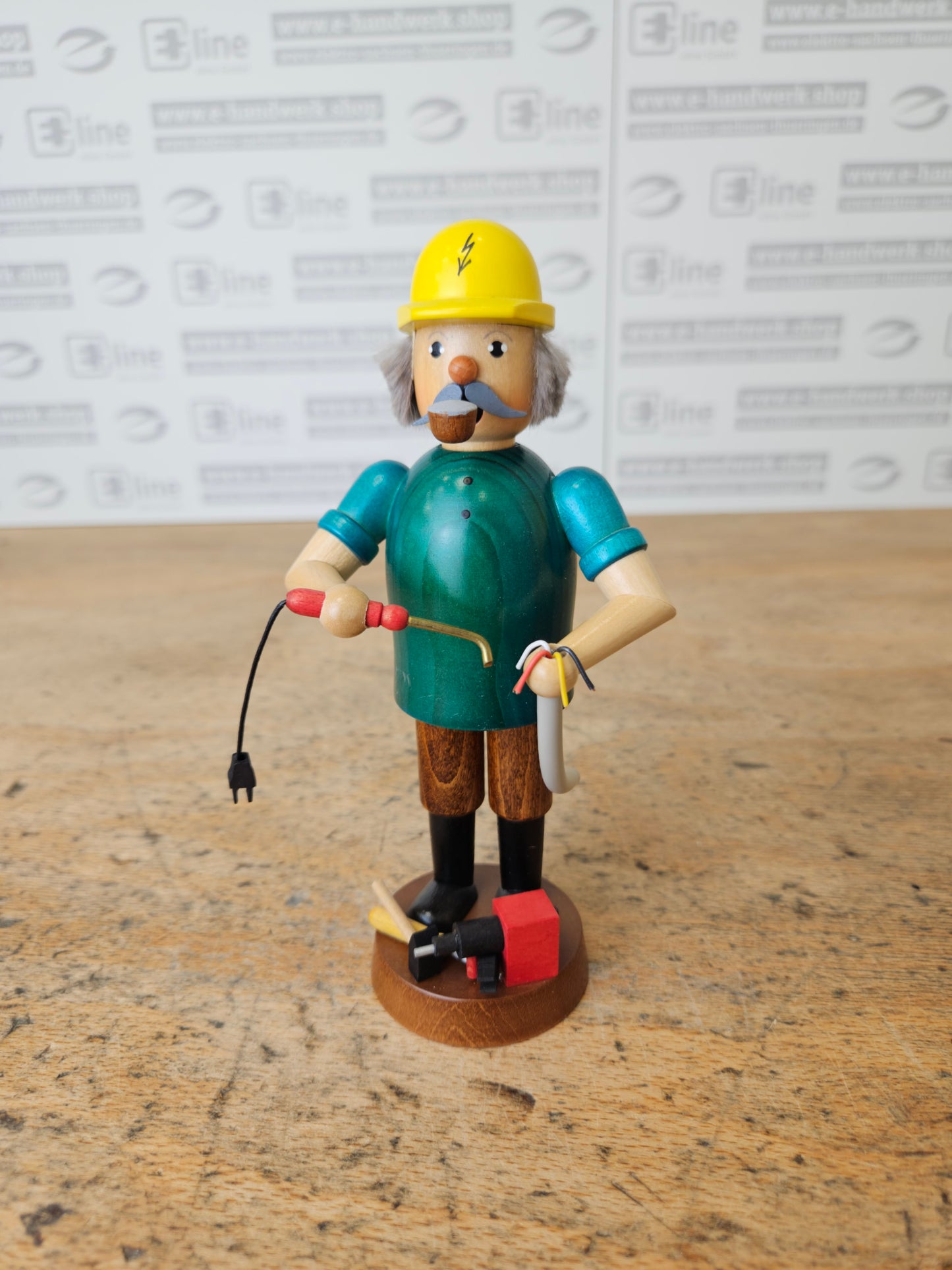 Räuchermännchen"Elektriker" gelber Helm, mit Bohrmaschine